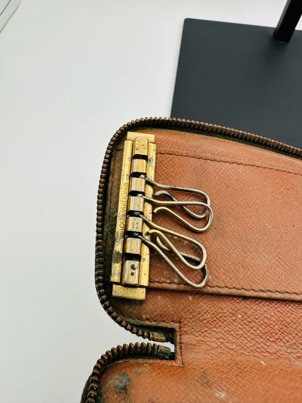 Louis Vuitton Compact Monogram Wallet - Picture 10 of 12